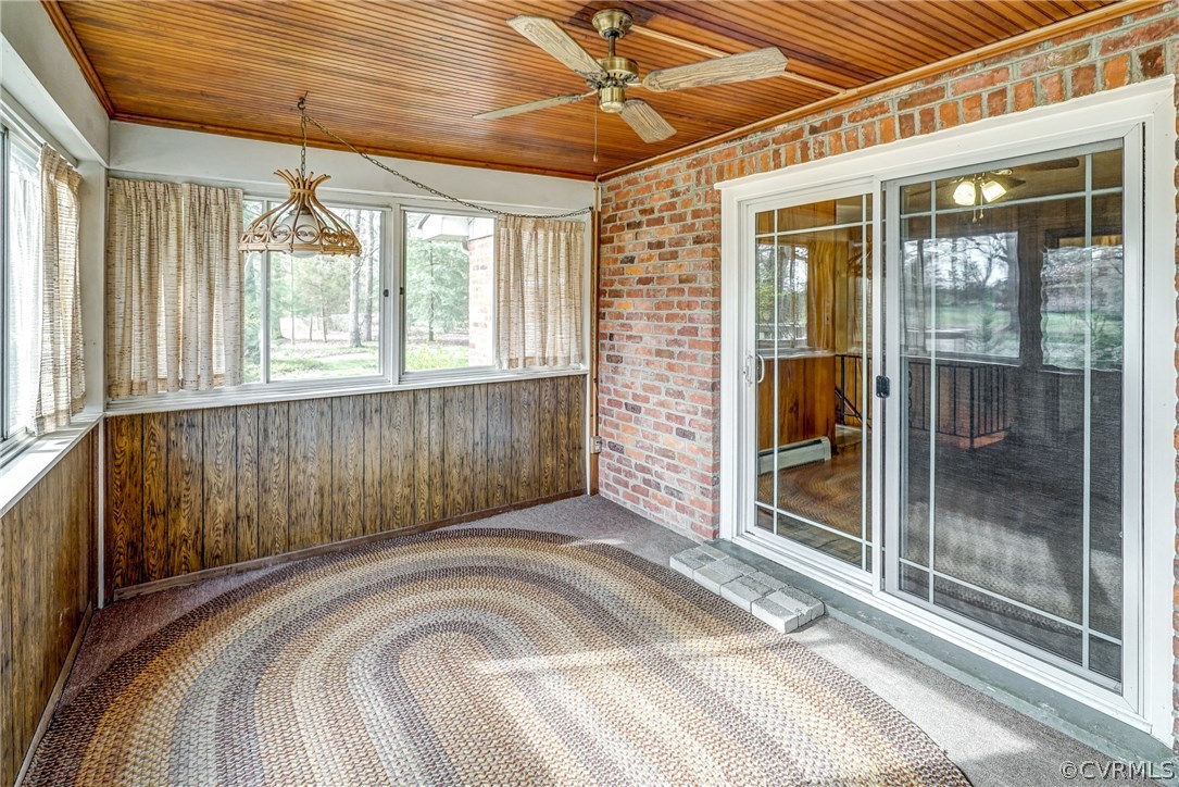 2455 Meadow Road Sandston, VA 23150 - Photo 4 of 16 Gallery Image 4