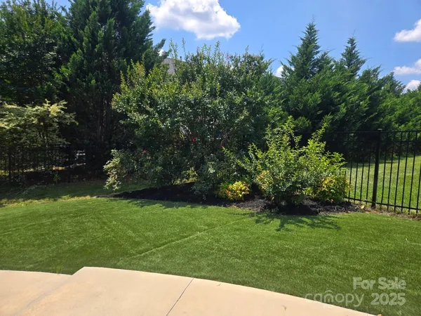 $989,000 | 1009 Murandy Lane, Matthews, NC 28104