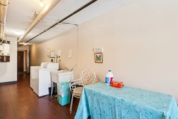 $359,900 | 141 Essex Street, Unit B1, Saugus, MA 01906