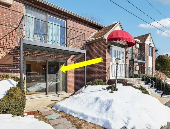 $359,900 | 141 Essex Street, Unit B1, Saugus, MA 01906