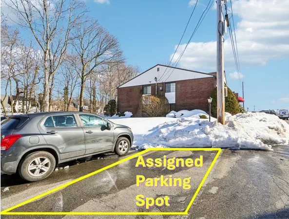 $359,900 | 141 Essex Street, Unit B1, Saugus, MA 01906