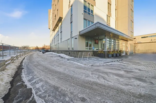 $720,000 | 9 Medford Street, Unit 410, Somerville, MA 02143