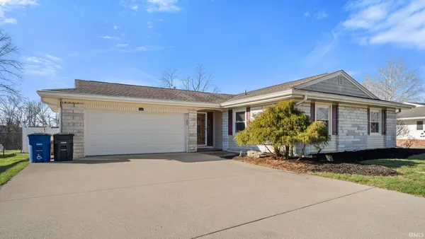 $277,500 | 2846 Hillside Drive, Bedford, IN 47421
