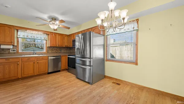 $277,500 | 2846 Hillside Drive, Bedford, IN 47421