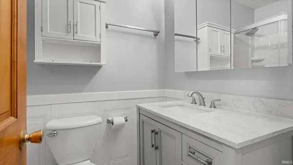 $277,500 | 2846 Hillside Drive, Bedford, IN 47421