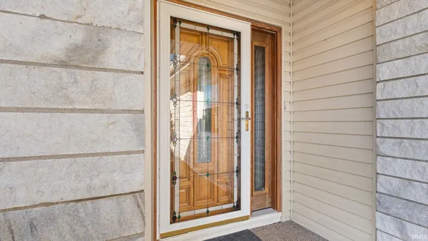 $277,500 | 2846 Hillside Drive, Bedford, IN 47421