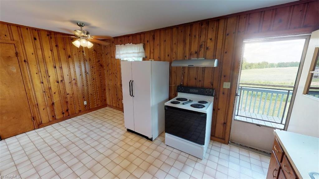 107 Prison Camp Road Dobson, NC 27017 - Photo 5 of 20 Gallery Image 5