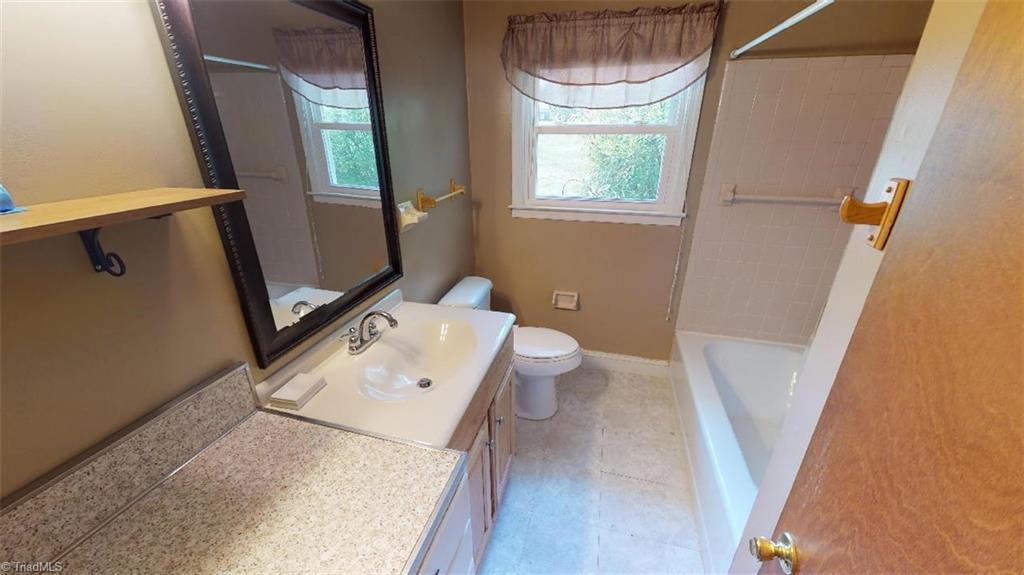 107 Prison Camp Road Dobson, NC 27017 - Photo 6 of 20 Gallery Image 6