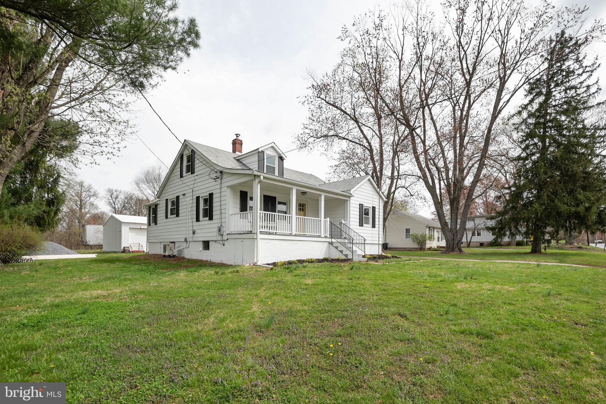 20635 Whites Ferry Road Poolesville, MD 20837 - Photo 2 of 40 Front