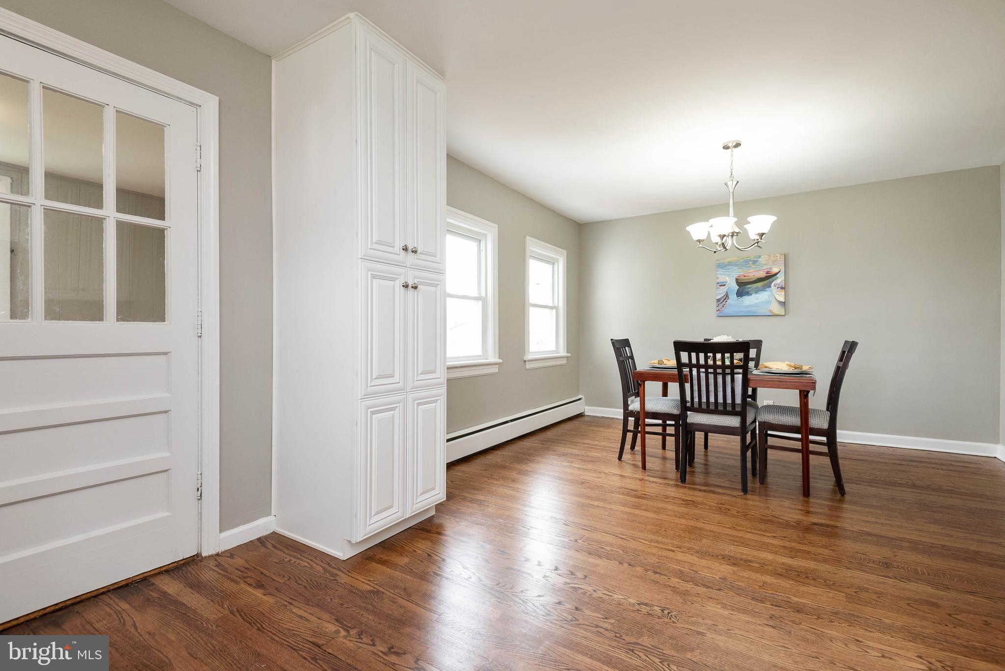 20635 Whites Ferry Road Poolesville, MD 20837 - Photo 12 of 40 KItchen