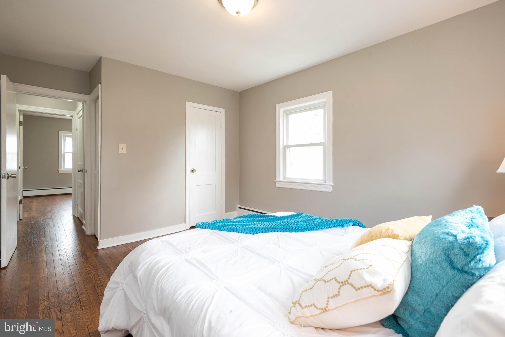 20635 Whites Ferry Road Poolesville, MD 20837 - Photo 32 of 40 Bedroom