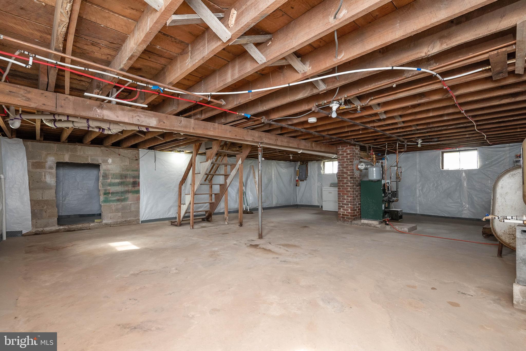 20635 Whites Ferry Road Poolesville, MD 20837 - Photo 35 of 40 Basement