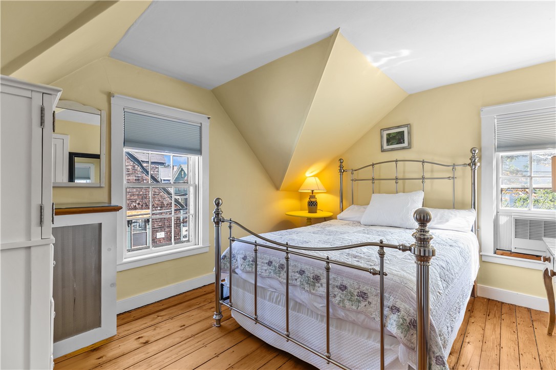 58 2nd Street Newport, RI 02840 - Photo 26 of 39