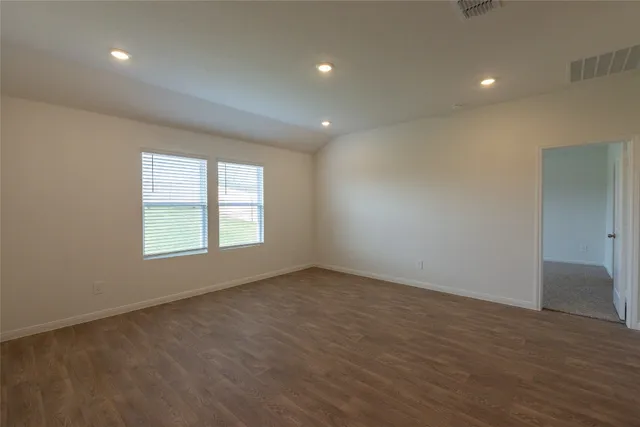 $2,000 | 104 Las Lomas Drive, San Marcos, TX 78666