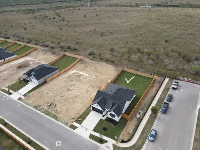 $2,000 | 104 Las Lomas Drive, San Marcos, TX 78666