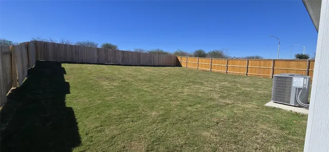 $2,000 | 104 Las Lomas Drive, San Marcos, TX 78666