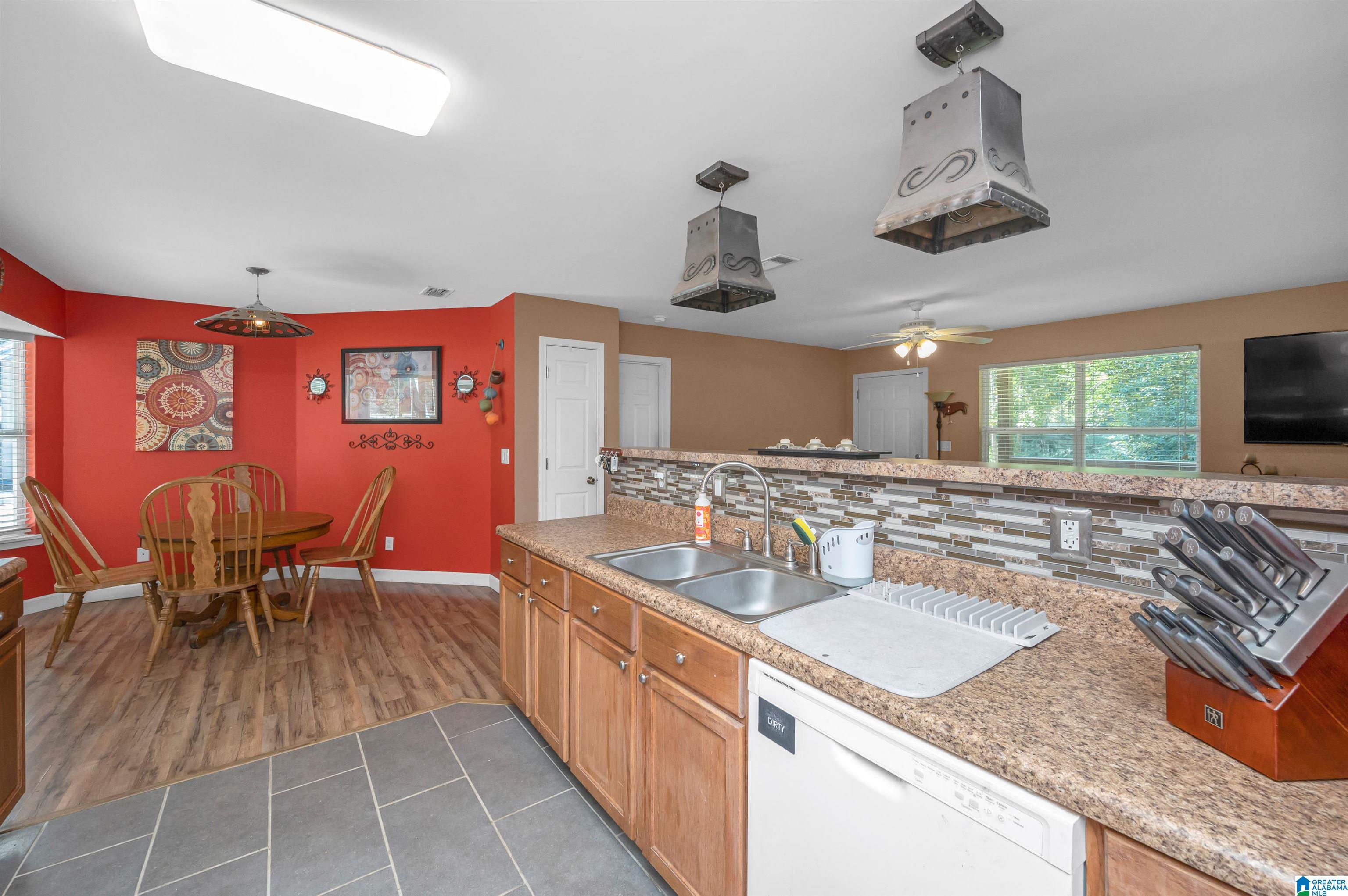 5976 Averhart Road Mount Olive, AL 35117 - Photo 15 of 38