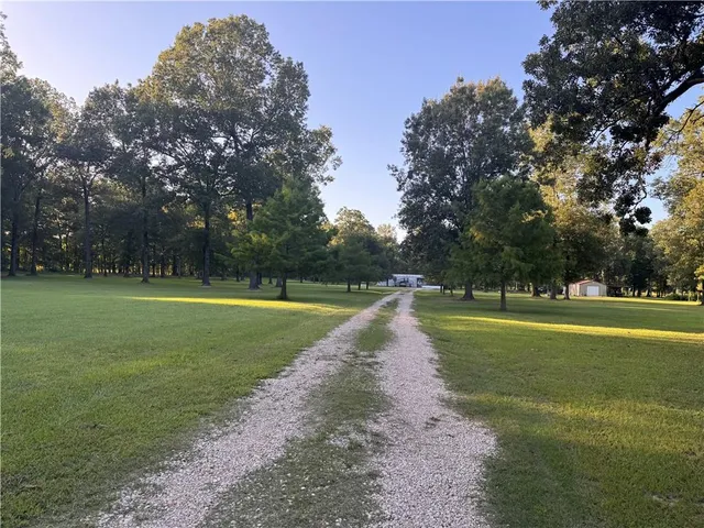 $175,000 | 195 Varvarosky Road, Deville, LA 71328