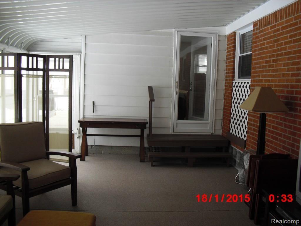 3227 Rome Avenue Warren, MI 48091 - Photo 33 of 65 Rome & Winchester 035 - Copy - Copy.jpg