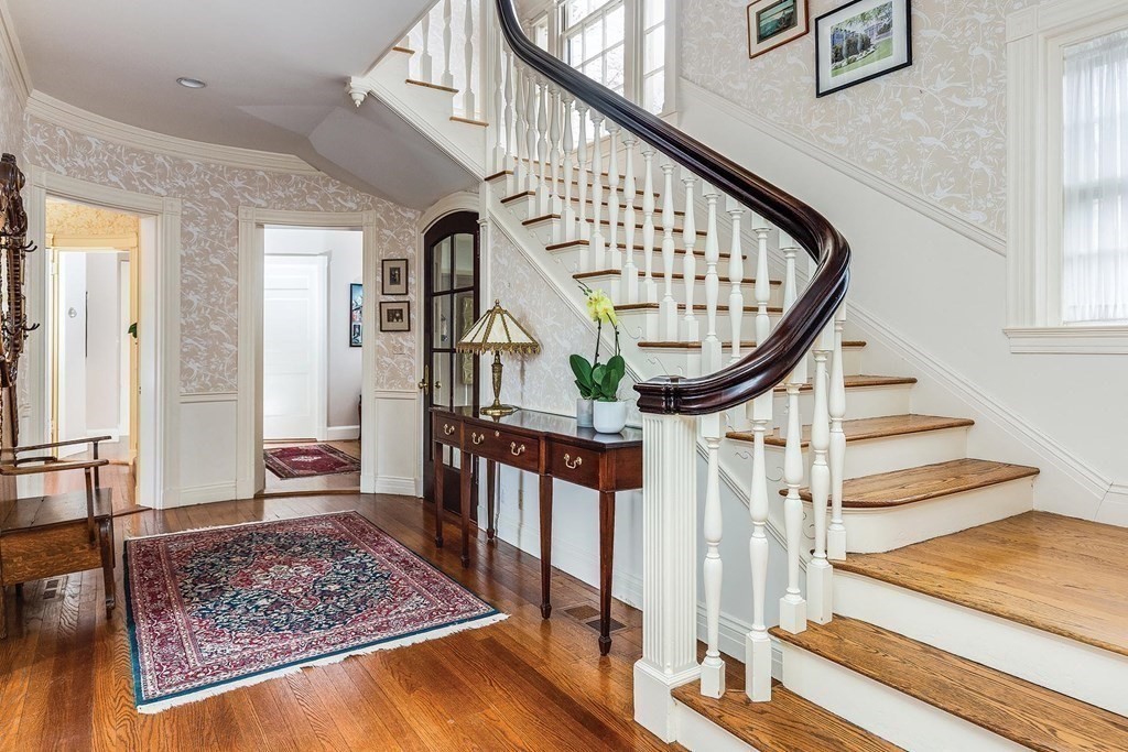 4 Hawthorn Road Brookline, MA 02445 - Photo 2 of 31 Gallery Image 2