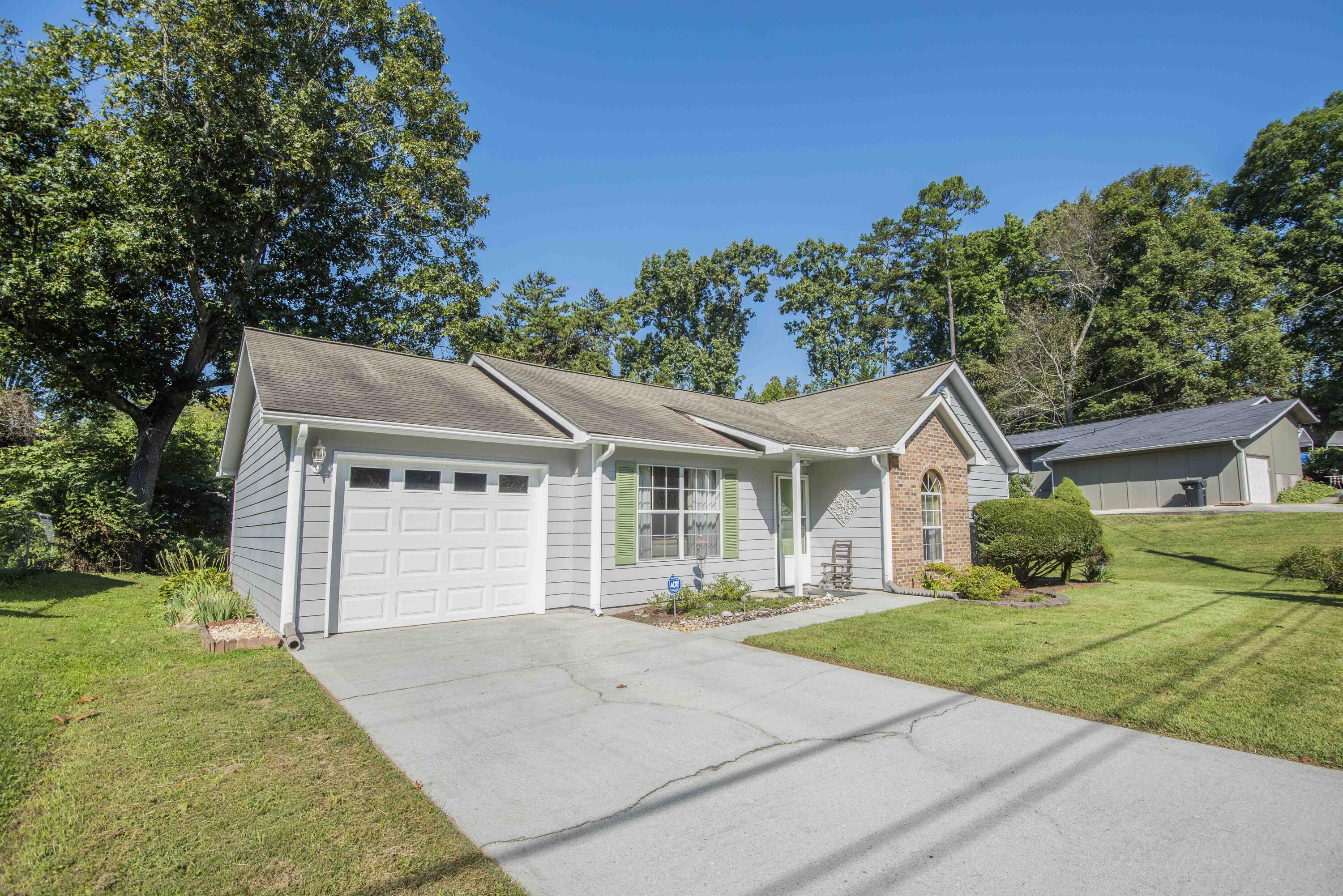 4133 Angola Road Knoxville, TN 37921 - Photo 3 of 21 FRONT