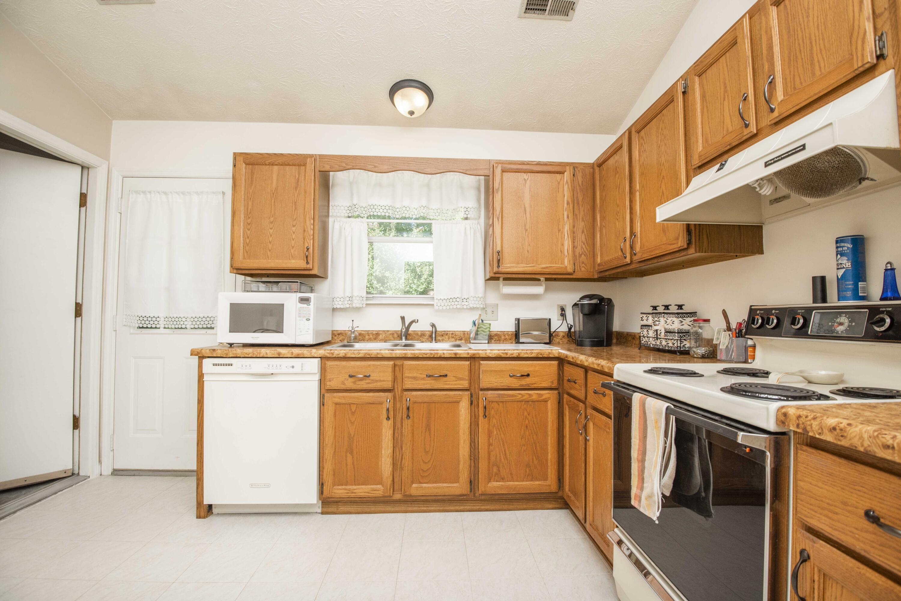 4133 Angola Road Knoxville, TN 37921 - Photo 7 of 21 Kitchen