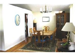 21 Yale Road Nashua, NH 03064 - Photo 4 of 5