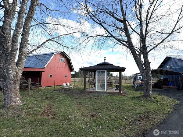 $450,000 | 71 Dog Gone Lane, Elma, WA 98541