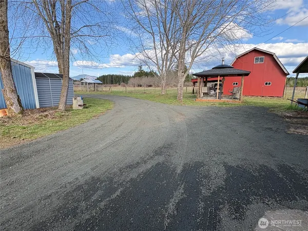 $450,000 | 71 Dog Gone Lane, Elma, WA 98541