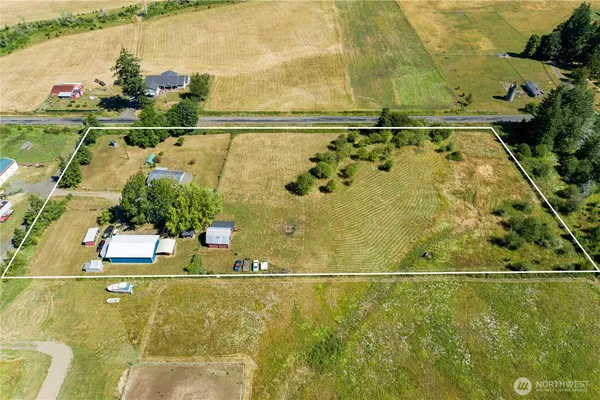 $450,000 | 71 Dog Gone Lane, Elma, WA 98541