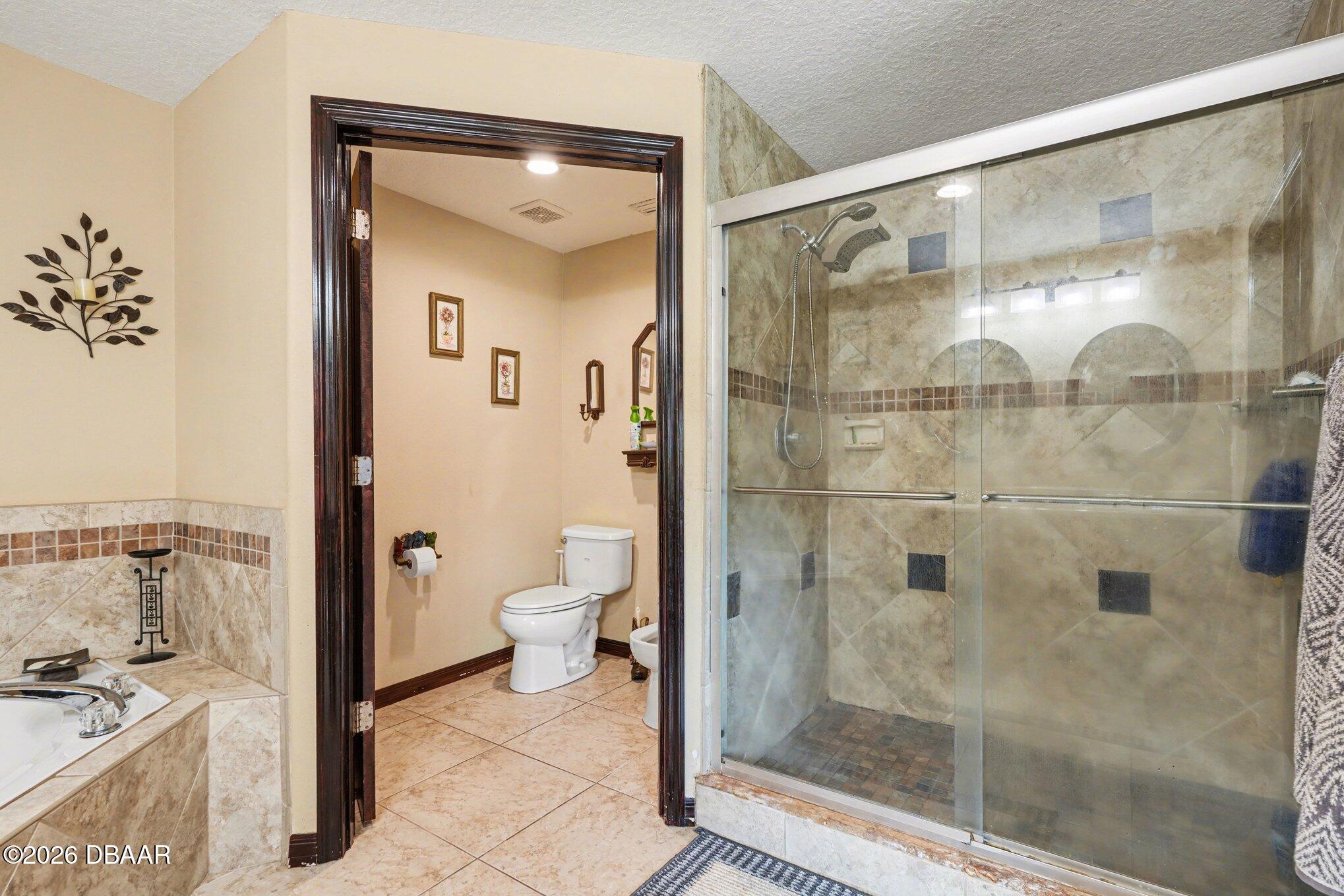 980 Still Road Pierson, FL 32180 - Photo 23 of 49 Primary bathroom
