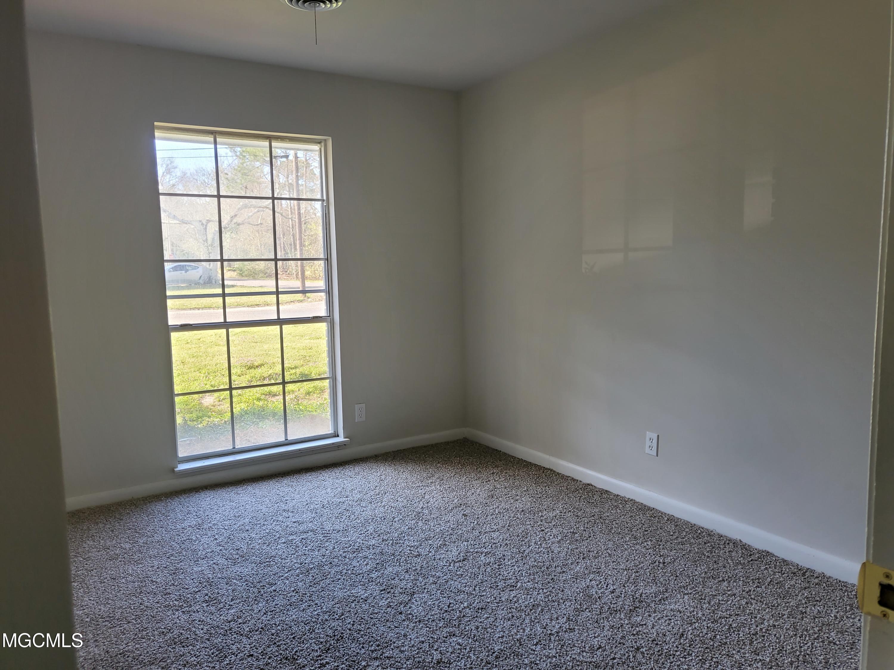 2536 Orleans Road Biloxi, MS 39531 - Photo 11 of 15 20210311_085627