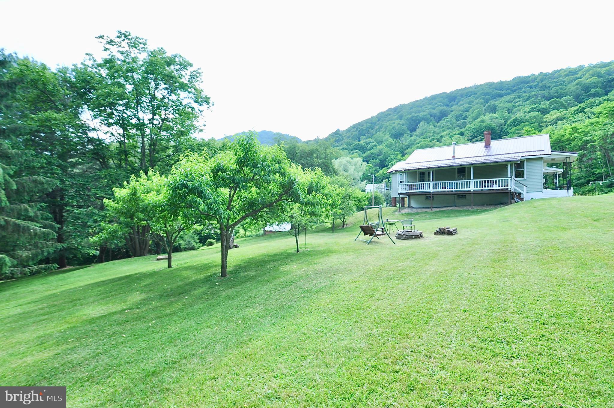 231 Bear Ridge Lane Williamsburg, PA 16693 - Photo 1 of 19