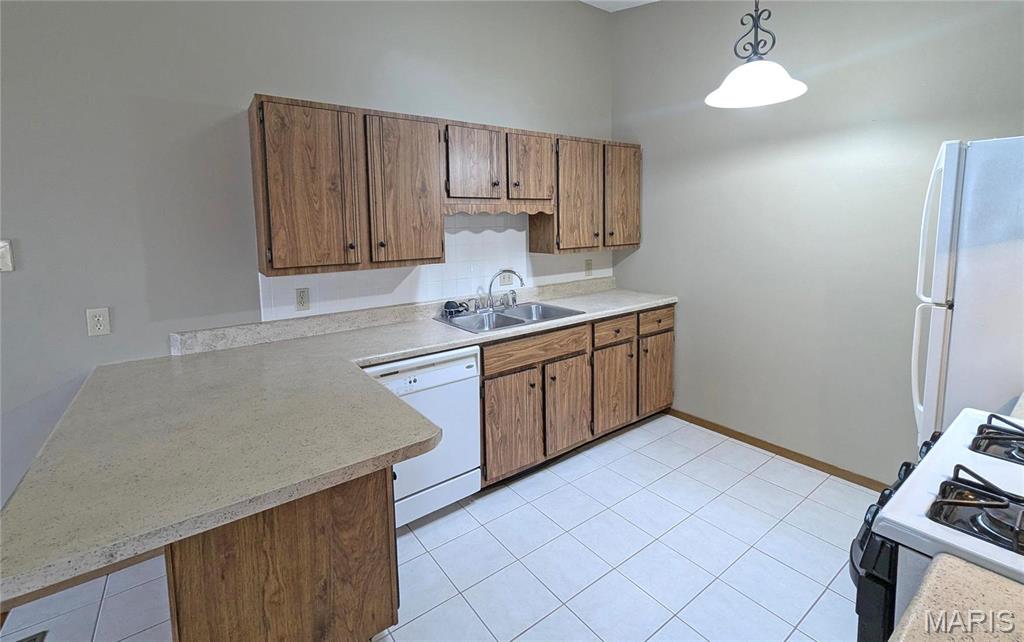 332 Spencer Place St. Peters, MO 63376 - Photo 6 of 18