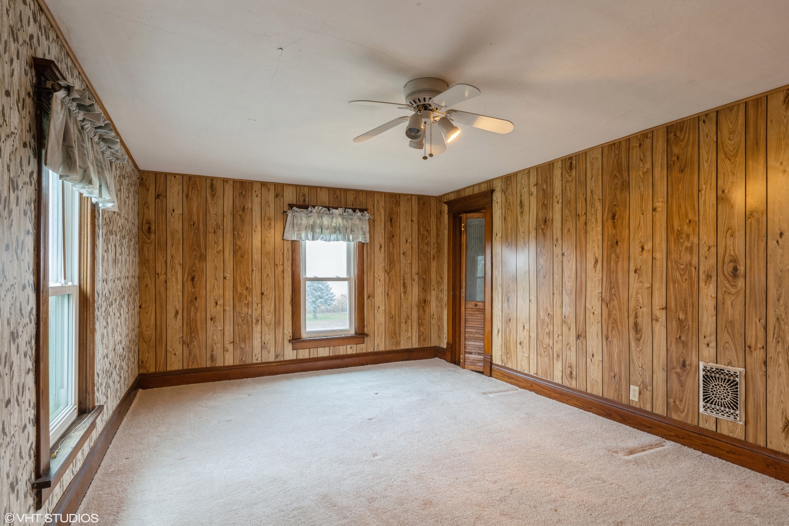 6222 Rich Road DeKalb, IL 60115 - Photo 17 of 31 a view of an empty room with a window and closet area