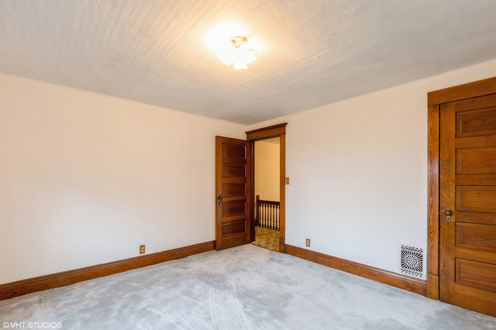6222 Rich Road DeKalb, IL 60115 - Photo 20 of 31 an empty room with closet