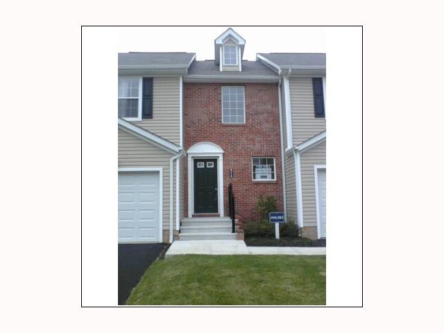 8121 Bruntsfield Road Columbus, OH 43235 - Photo 1 of 12