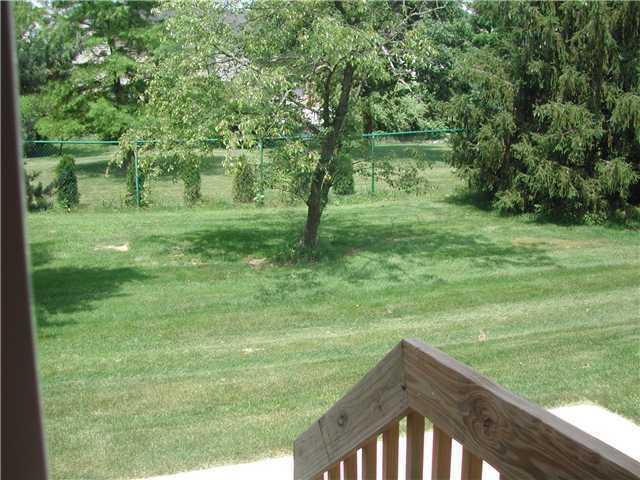 8121 Bruntsfield Road Columbus, OH 43235 - Photo 6 of 12