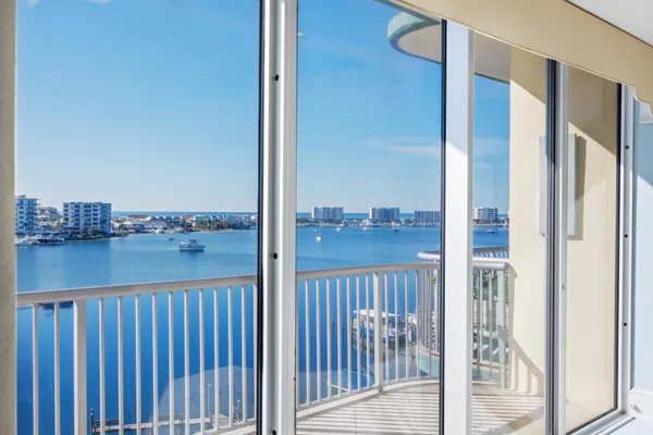 $4,250 | 508 Harbor Boulevard, Unit 402, Destin, FL 32541
