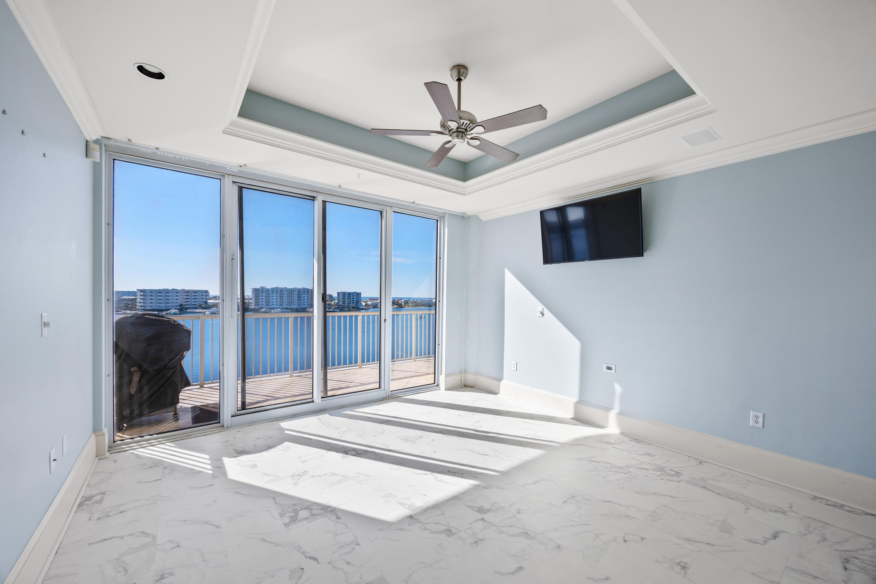 508 Harbor Boulevard, Unit 402 Destin, FL 32541 - Photo 18 of 49 Primary Bedroom