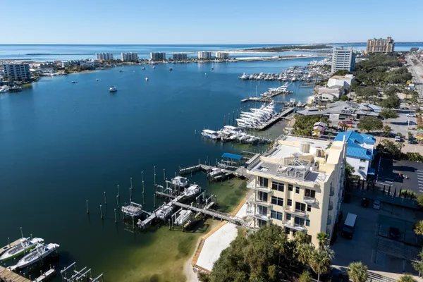 $4,250 | 508 Harbor Boulevard, Unit 402, Destin, FL 32541