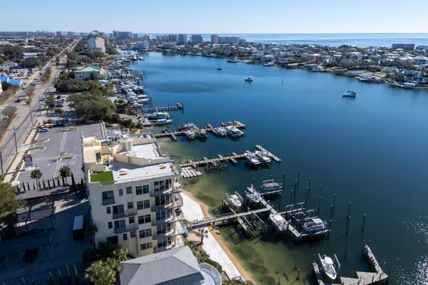 $4,250 | 508 Harbor Boulevard, Unit 402, Destin, FL 32541