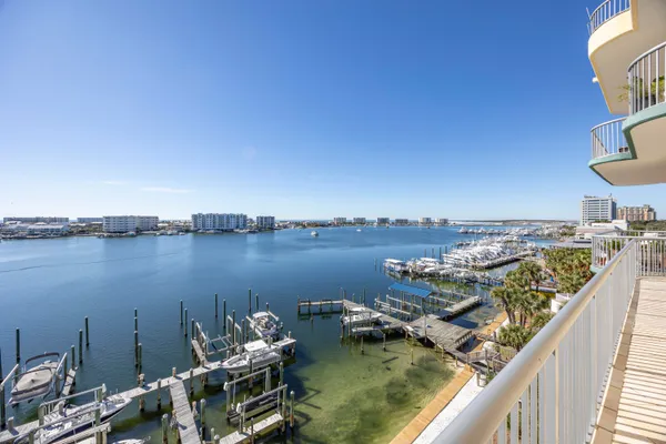 $4,250 | 508 Harbor Boulevard, Unit 402, Destin, FL 32541