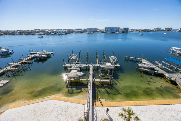 $4,250 | 508 Harbor Boulevard, Unit 402, Destin, FL 32541