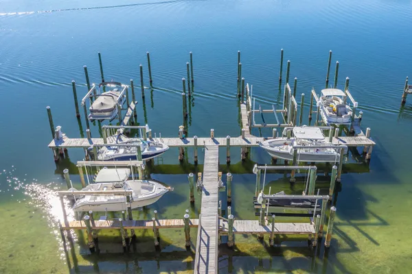 $4,250 | 508 Harbor Boulevard, Unit 402, Destin, FL 32541