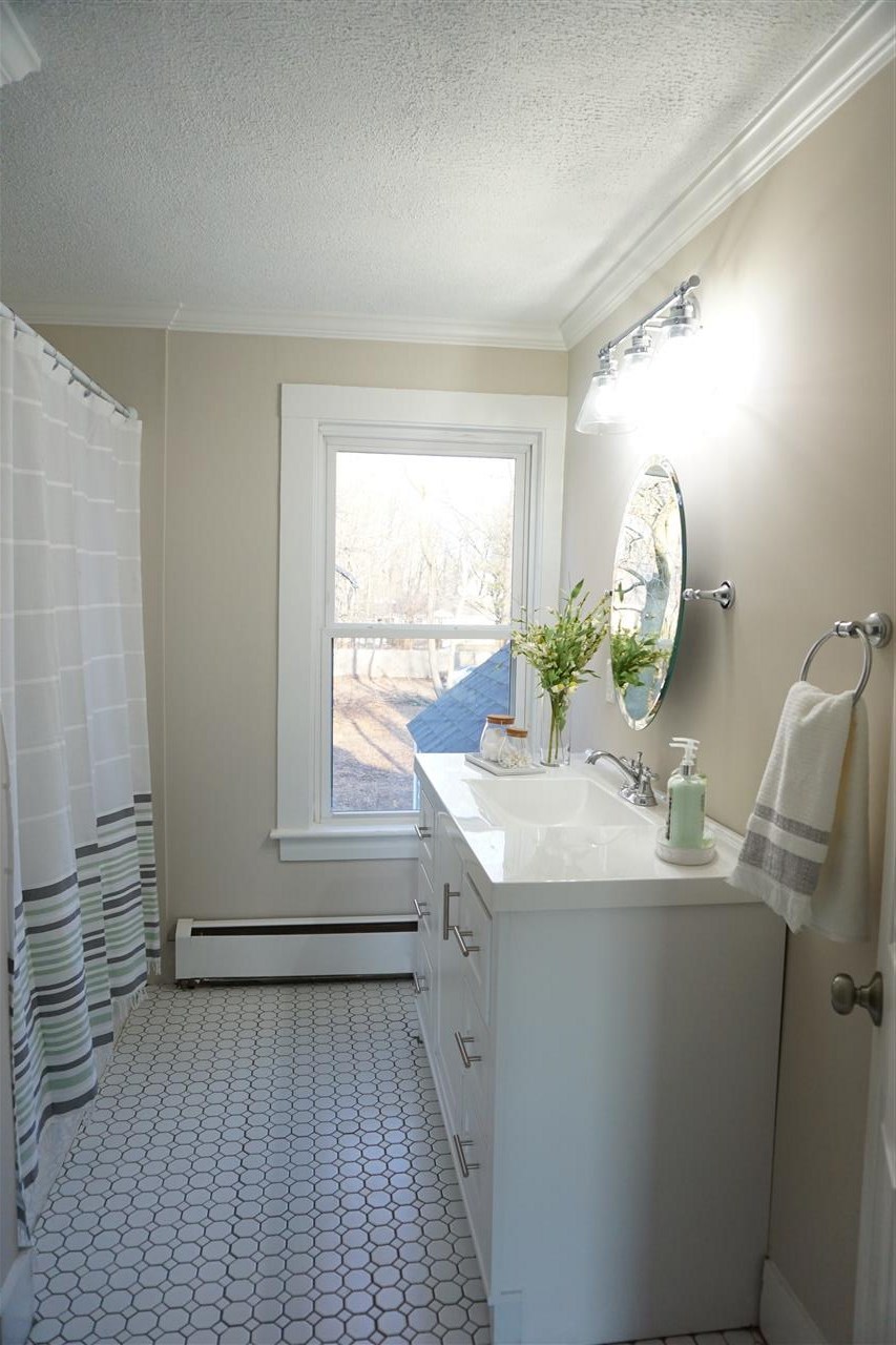 13 Washington Street Exeter, NH 03833 - Photo 12 of 17 Gallery Image 12