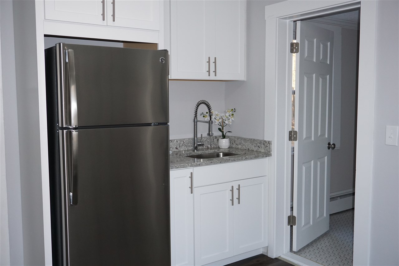 13 Washington Street Exeter, NH 03833 - Photo 6 of 17 Gallery Image 6