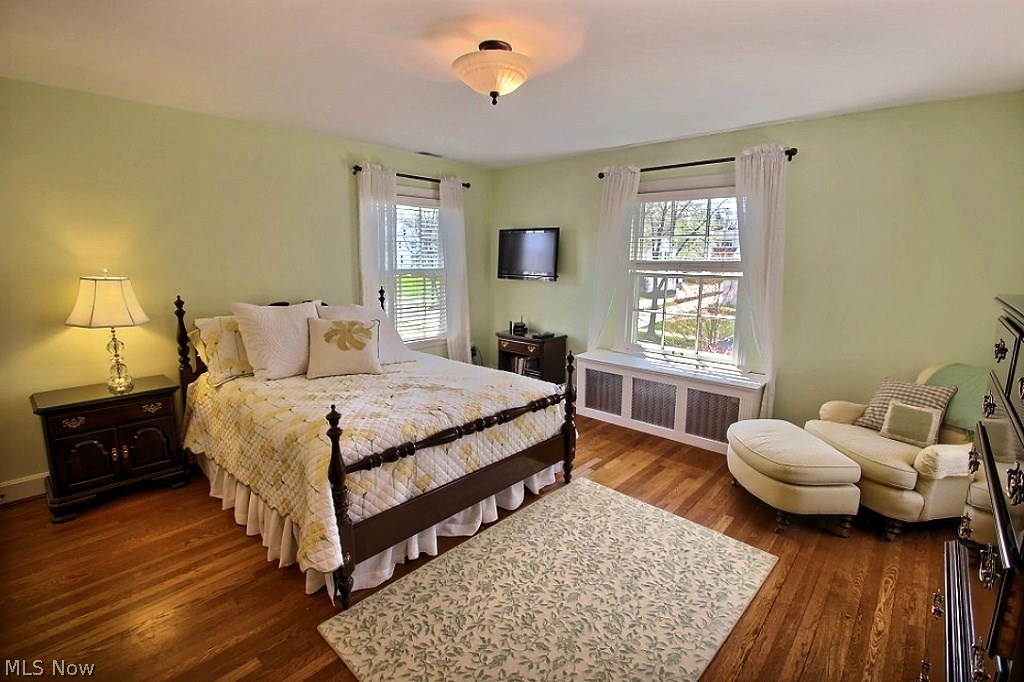 21149 Sydenham Road Shaker Heights, OH 44122 - Photo 9 of 17 Master bedroom with gleaming hardwood floors