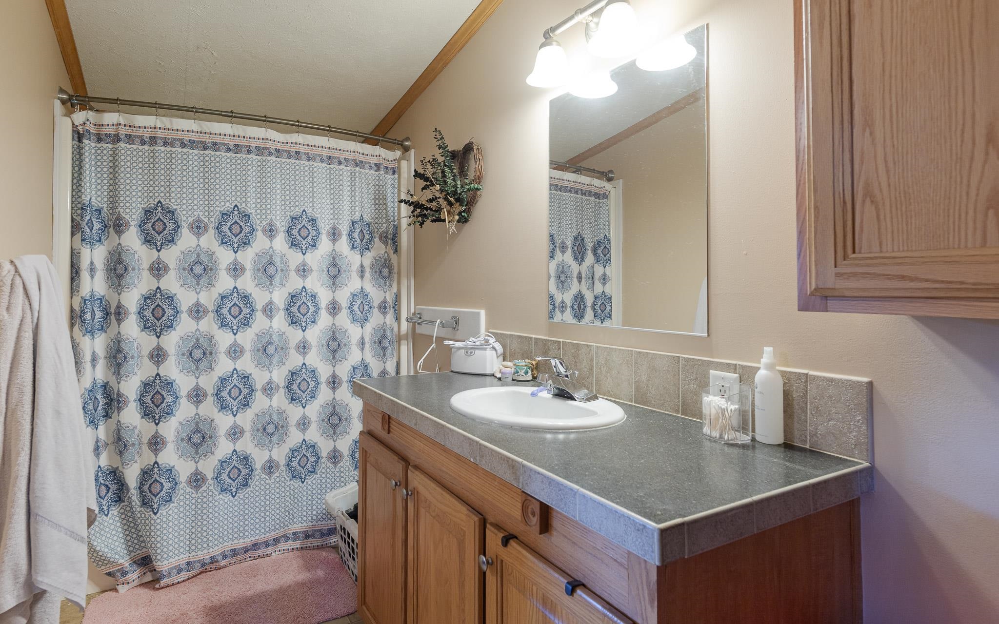 84 Valley Road Walpole, NH 03608 - Photo 6 of 21