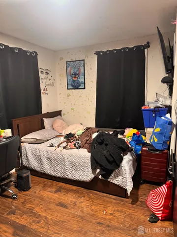 $285,000 | 16 Curtis Place, New Brunswick, NJ 08901